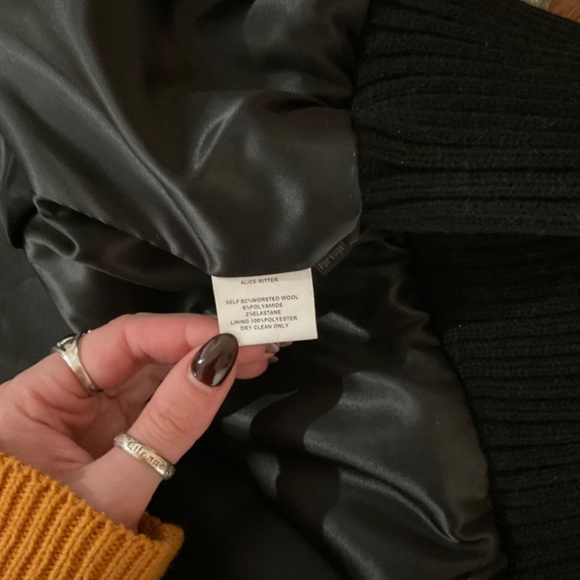 Cropped, wool button up Alice Ritter jacket - Picture 6 of 6